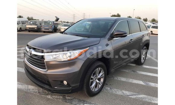 Hividy Toyota Highlander Hafa Car in Import - Dubai in Diana Hividy Toyota Highlander Hafa Car in Import - Dubai in Diana