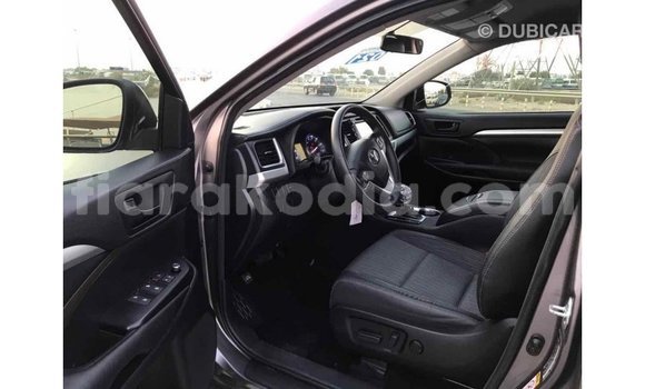 Hividy Toyota Highlander Hafa Car in Import - Dubai in Diana Hividy Toyota Highlander Hafa Car in Import - Dubai in Diana