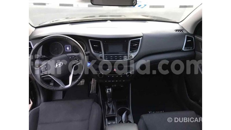 Big with watermark hyundai tucson diana import dubai 4186