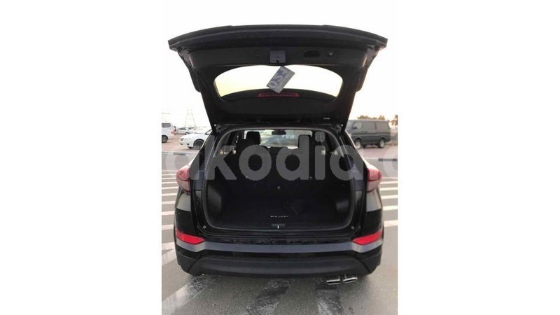 Big with watermark hyundai tucson diana import dubai 4186