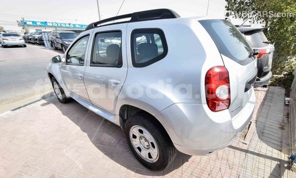 Acheter Import Voiture Renault Duster Autre à Import - Dubai, Diana Acheter Import Voiture Renault Duster Autre à Import - Dubai, Diana
