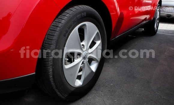 Acheter Import Voiture Kia Soul Rouge à Import - Dubai, Diana Acheter Import Voiture Kia Soul Rouge à Import - Dubai, Diana