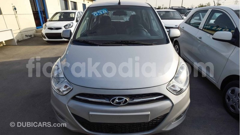 Big with watermark hyundai i10 diana import dubai 4199