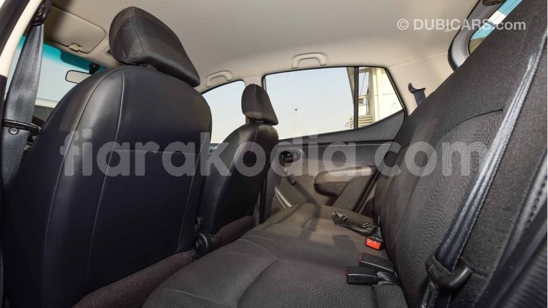 Big with watermark hyundai i10 diana import dubai 4199