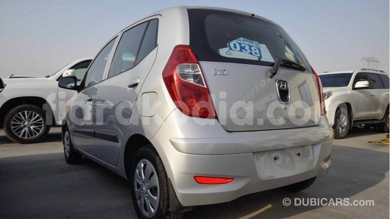 Big with watermark hyundai i10 diana import dubai 4199