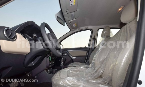 Hividy Renault Duster fotsy Car in Import - Dubai in Diana Hividy Renault Duster fotsy Car in Import - Dubai in Diana