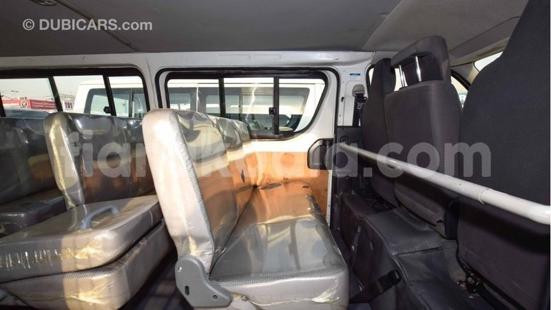 Big with watermark toyota hiace diana import dubai 4201