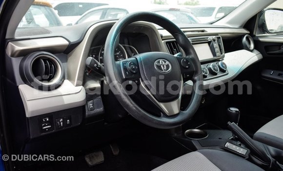 Acheter Import Utilitaire Toyota HiAce Bleu à Import - Dubai, Diana Acheter Import Utilitaire Toyota HiAce Bleu à Import - Dubai, Diana