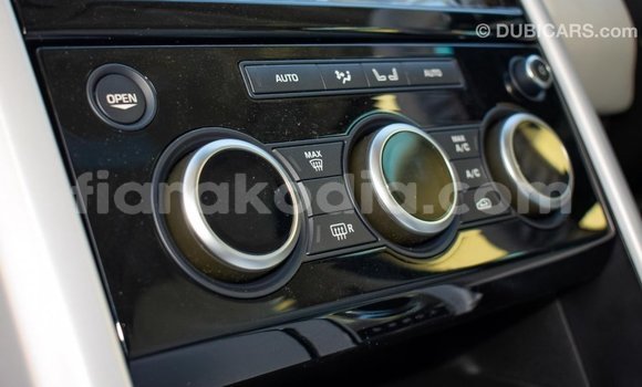 Hividy Land Rover Discovery Hafa Car in Import - Dubai in Diana Hividy Land Rover Discovery Hafa Car in Import - Dubai in Diana