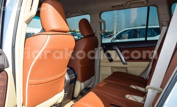 Hividy Toyota Prado fotsy Car in Import - Dubai in Diana Hividy Toyota Prado fotsy Car in Import - Dubai in Diana