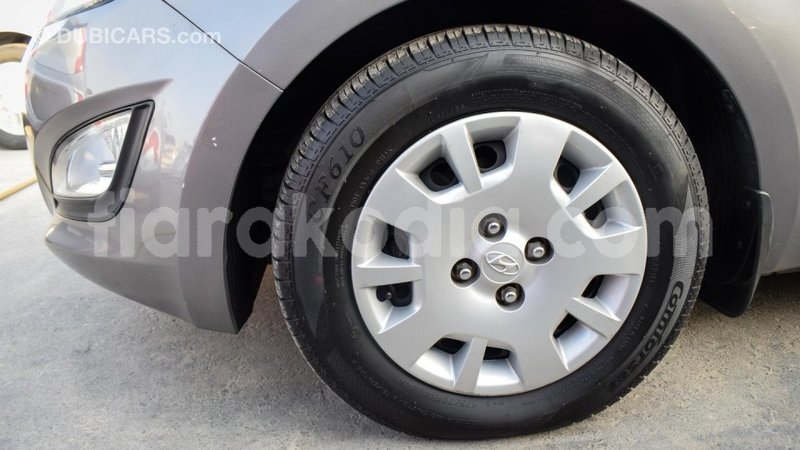 Big with watermark hyundai i20 diana import dubai 4212