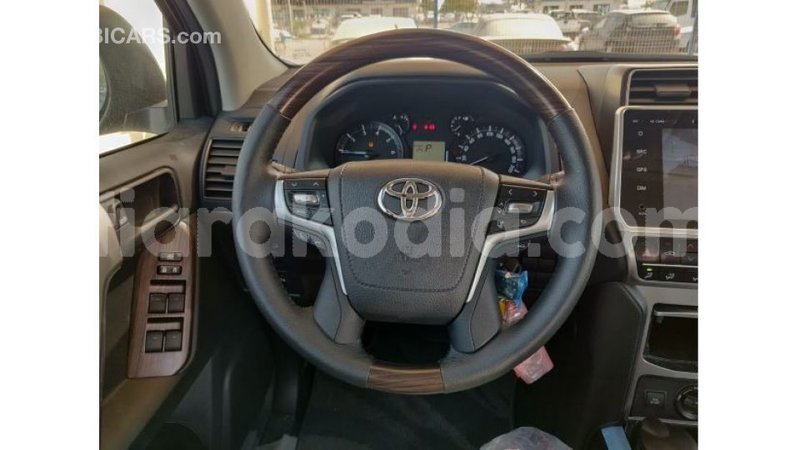 Big with watermark toyota prado diana import dubai 4222