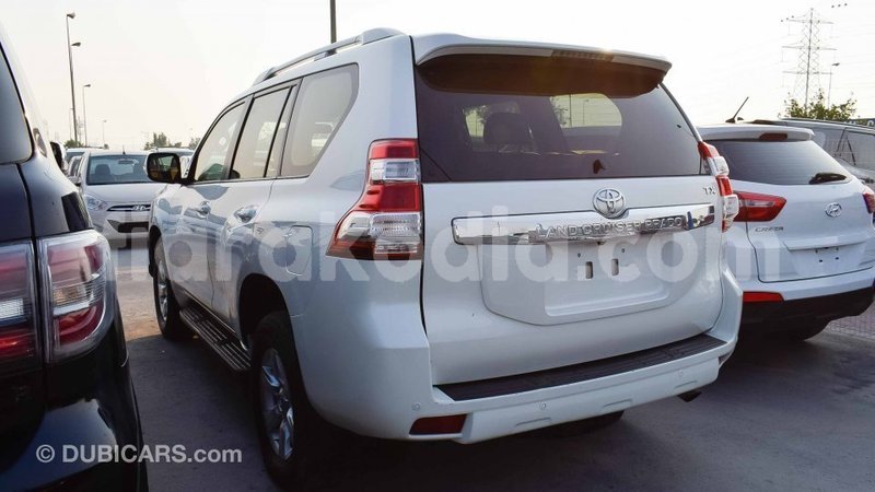 Big with watermark toyota prado diana import dubai 4227