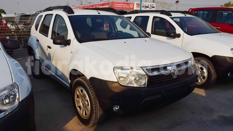 Big with watermark renault duster diana import dubai 4235