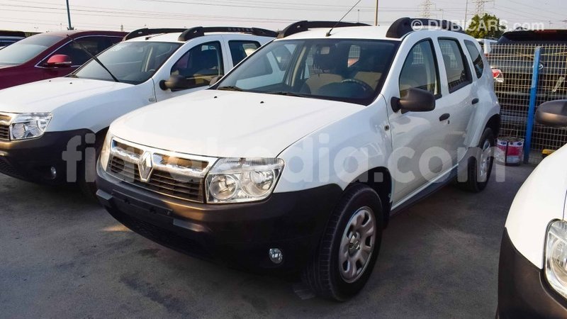 Big with watermark renault duster diana import dubai 4235