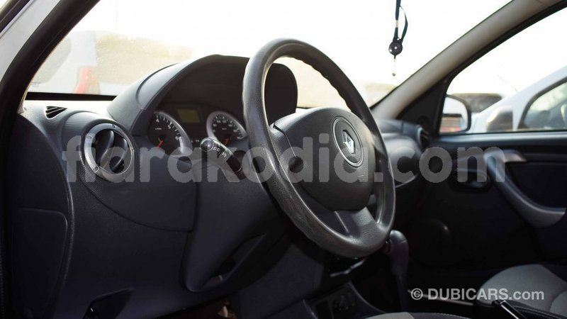 Big with watermark renault duster diana import dubai 4235