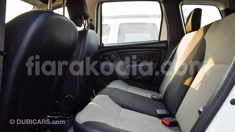 Big with watermark renault duster diana import dubai 4235