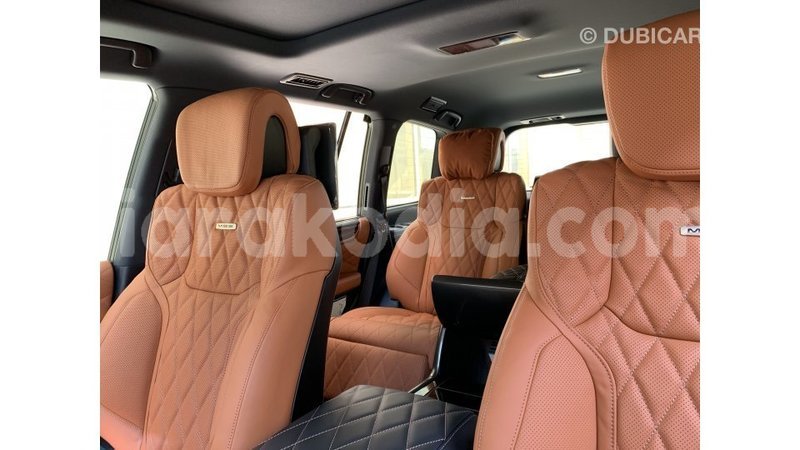 Big with watermark lexus lx diana import dubai 4240