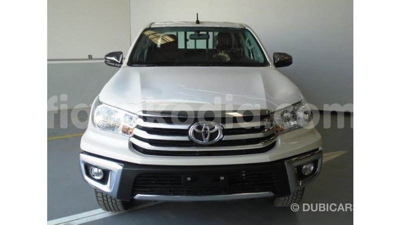 Big with watermark toyota hilux diana import dubai 4241