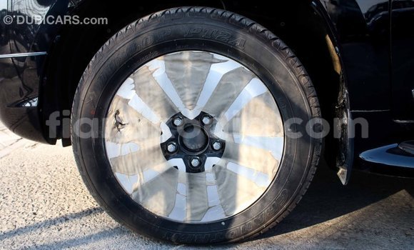 Acheter Import Voiture Toyota Land Cruiser Noir à Import - Dubai, Diana Acheter Import Voiture Toyota Land Cruiser Noir à Import - Dubai, Diana