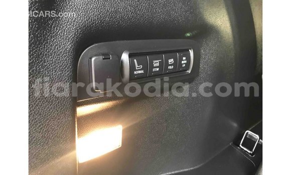 Hividy Ford Explorer Hafa Car in Import - Dubai in Diana Hividy Ford Explorer Hafa Car in Import - Dubai in Diana