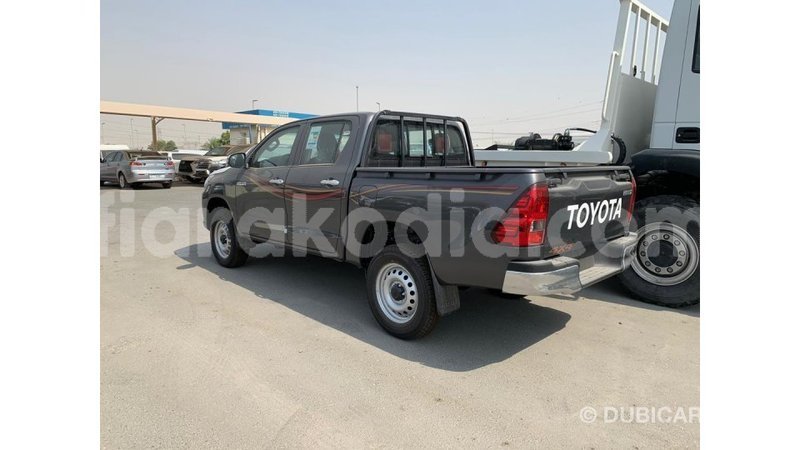 Big with watermark toyota hilux diana import dubai 4254