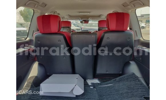 Acheter Import Voiture Toyota Land Cruiser Noir à Import - Dubai, Diana Acheter Import Voiture Toyota Land Cruiser Noir à Import - Dubai, Diana