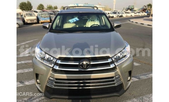 Acheter Import Voiture Toyota Highlander Autre à Import - Dubai, Diana Acheter Import Voiture Toyota Highlander Autre à Import - Dubai, Diana