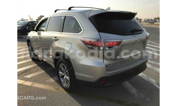 Acheter Import Voiture Toyota Highlander Autre à Import - Dubai, Diana Acheter Import Voiture Toyota Highlander Autre à Import - Dubai, Diana
