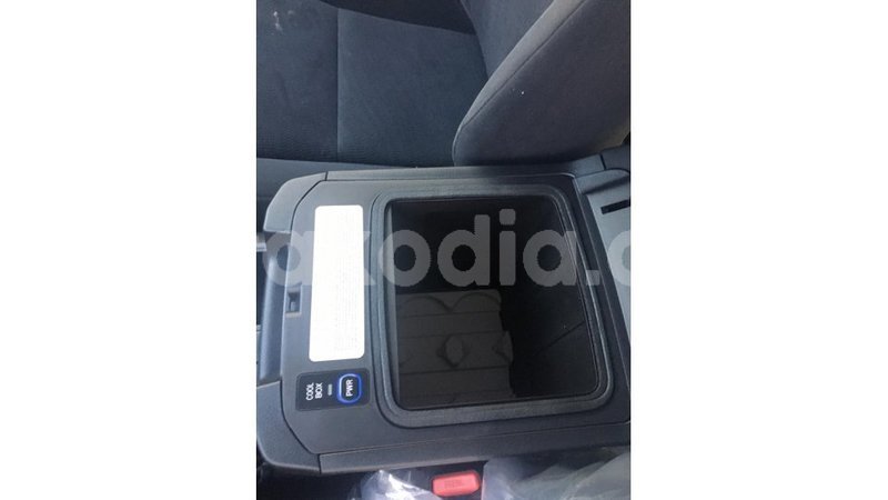 Big with watermark toyota prado diana import dubai 4267