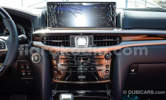 Acheter Import Voiture Lexus LX Blanc à Import - Dubai, Diana Acheter Import Voiture Lexus LX Blanc à Import - Dubai, Diana