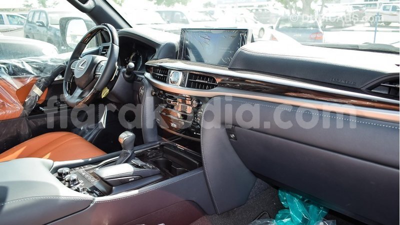Big with watermark lexus lx diana import dubai 4276