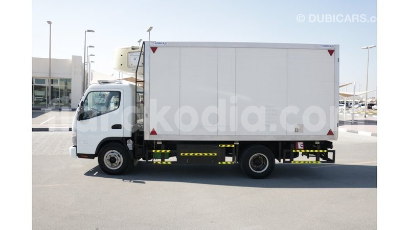 Big with watermark mitsubishi carisma diana import dubai 4278