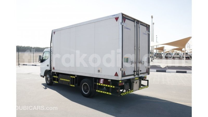 Big with watermark mitsubishi carisma diana import dubai 4278