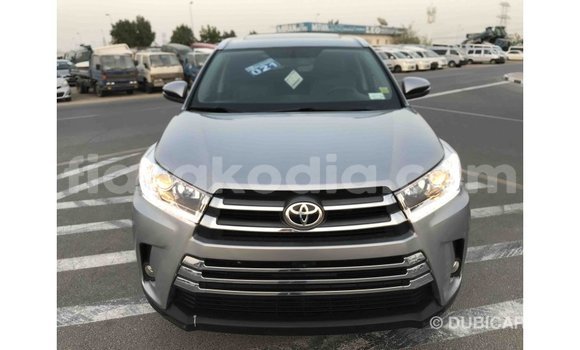 Hividy Toyota Highlander Hafa Car in Import - Dubai in Diana Hividy Toyota Highlander Hafa Car in Import - Dubai in Diana