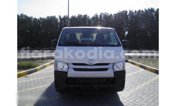 Buy Used Toyota Hiace White Car in Ambanja in Diana Buy Used Toyota Hiace White Car in Ambanja in Diana