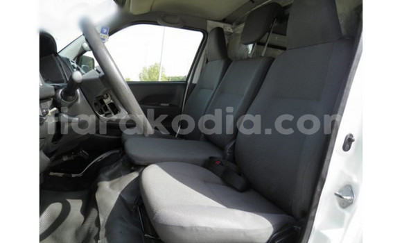 Buy Used Toyota Hiace White Car in Ambanja in Diana Buy Used Toyota Hiace White Car in Ambanja in Diana