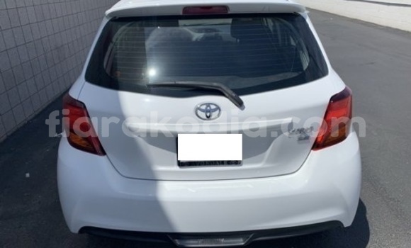 Buy Used Toyota Yaris White Car in Ambanja in Diana Buy Used Toyota Yaris White Car in Ambanja in Diana