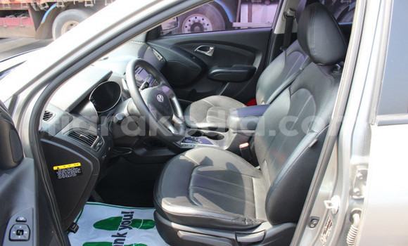 Buy Used Hyundai Tucson Silver Car in Ambanja in Diana Buy Used Hyundai Tucson Silver Car in Ambanja in Diana