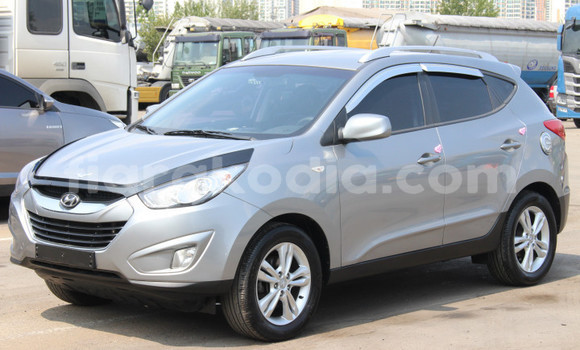 Buy Used Hyundai Tucson Silver Car in Ambanja in Diana Buy Used Hyundai Tucson Silver Car in Ambanja in Diana