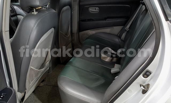 Buy Used Hyundai Avante Silver Car in Ambanja in Diana Buy Used Hyundai Avante Silver Car in Ambanja in Diana