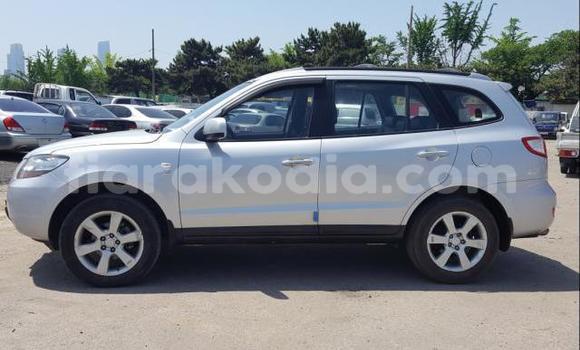 Buy Used Hyundai Santa Fe Silver Car in Ambanja in Diana Buy Used Hyundai Santa Fe Silver Car in Ambanja in Diana