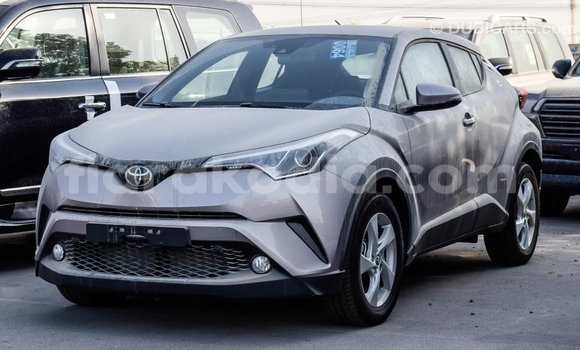 Acheter Import Voiture Toyota C-HR Autre à Import - Dubai, Diana Acheter Import Voiture Toyota C-HR Autre à Import - Dubai, Diana