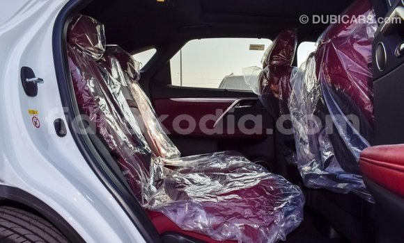 Acheter Import Voiture Lexus RX 300 Blanc à Import - Dubai, Diana Acheter Import Voiture Lexus RX 300 Blanc à Import - Dubai, Diana