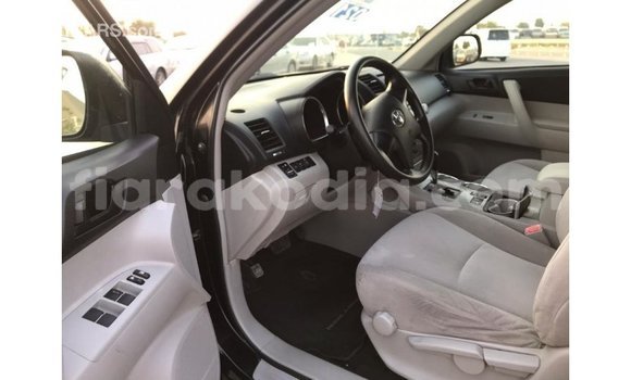 Hividy Toyota Highlander Black Car in Import - Dubai in Diana Hividy Toyota Highlander Black Car in Import - Dubai in Diana