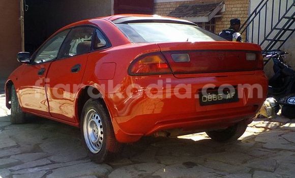 Acheter Occasion Voiture Mazda 323 Rouge à Antananarivo, Analamanga