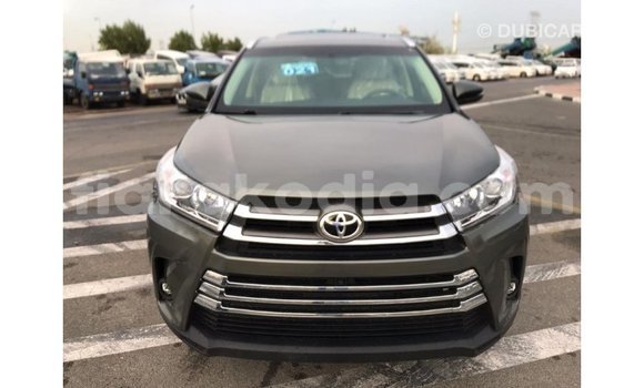 Acheter Import Voiture Toyota Highlander Autre à Import - Dubai, Diana Acheter Import Voiture Toyota Highlander Autre à Import - Dubai, Diana