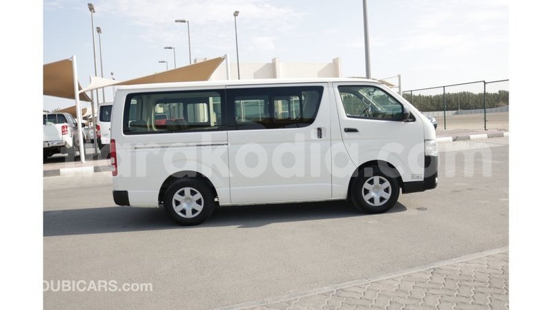 Big with watermark toyota hiace diana import dubai 4341