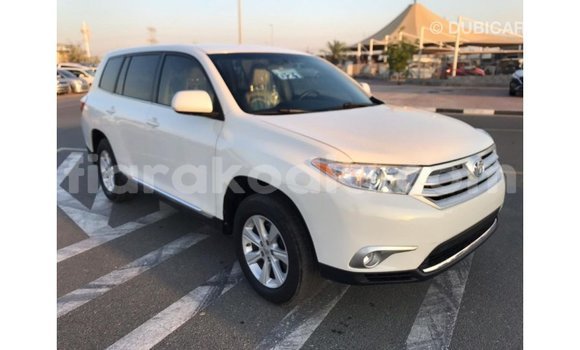 Hividy Toyota Highlander fotsy Car in Import - Dubai in Diana Hividy Toyota Highlander fotsy Car in Import - Dubai in Diana