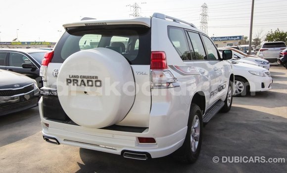 Acheter Import Voiture Toyota Prado Blanc à Import - Dubai, Diana Acheter Import Voiture Toyota Prado Blanc à Import - Dubai, Diana
